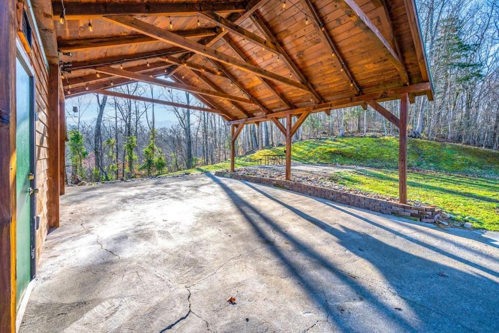 Dog Friendly! Views! Hot Tub! Close To Pf! Gsmnp Sevierville Ngoại thất bức ảnh